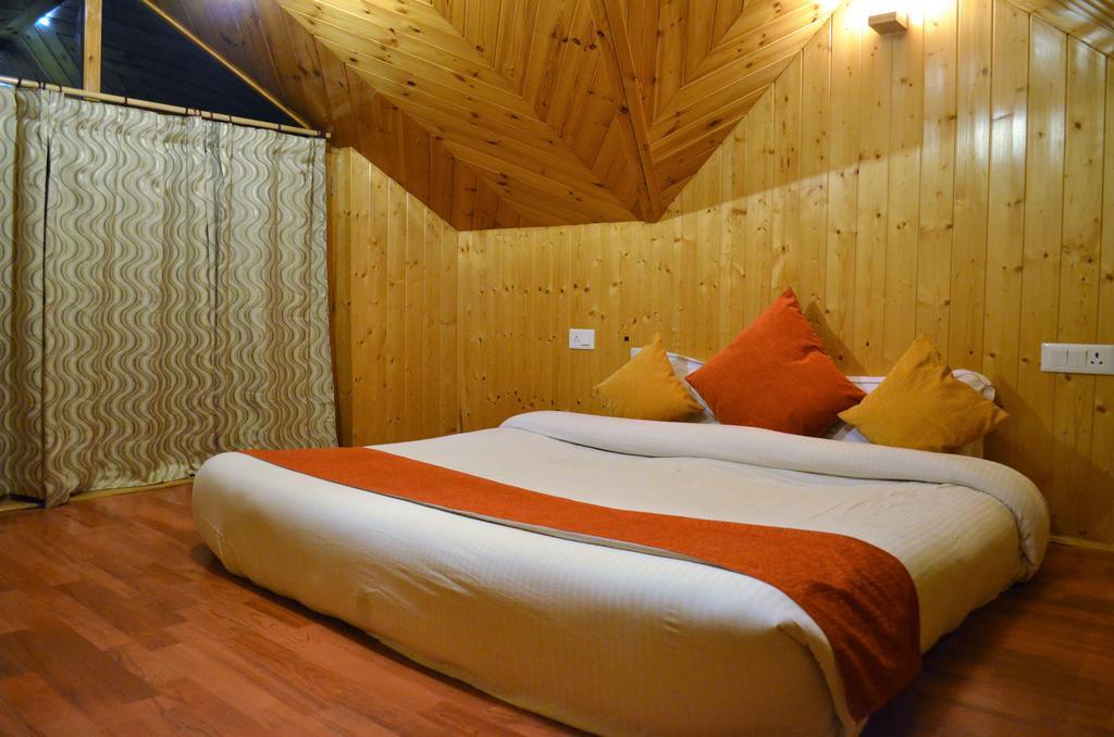 Gezellig Inn - Tree Hill Cottages&Kanyal Villas Manāli Kültér fotó